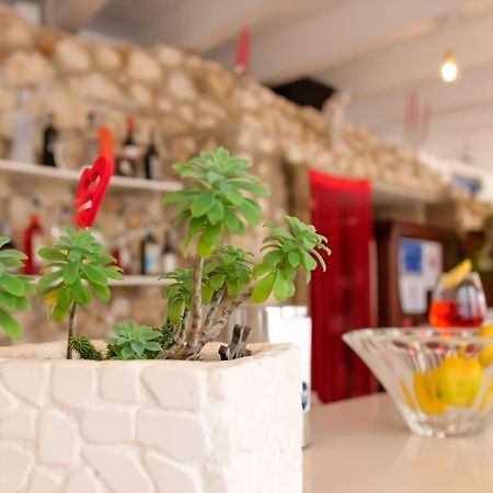 Max Luxury Suite - Servizio Spiaggia Inclusa Peschici Exterior foto