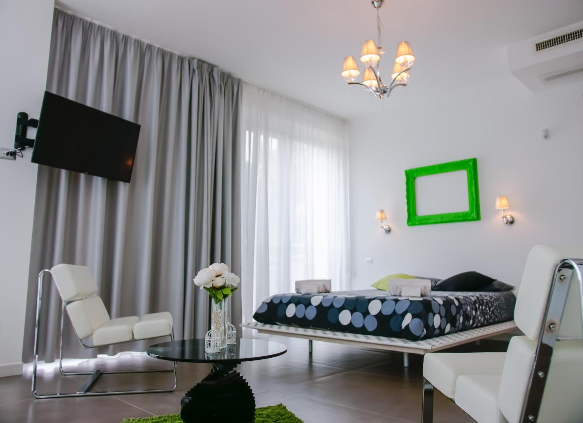 Max Luxury Suite - Servizio Spiaggia Inclusa Peschici Exterior foto