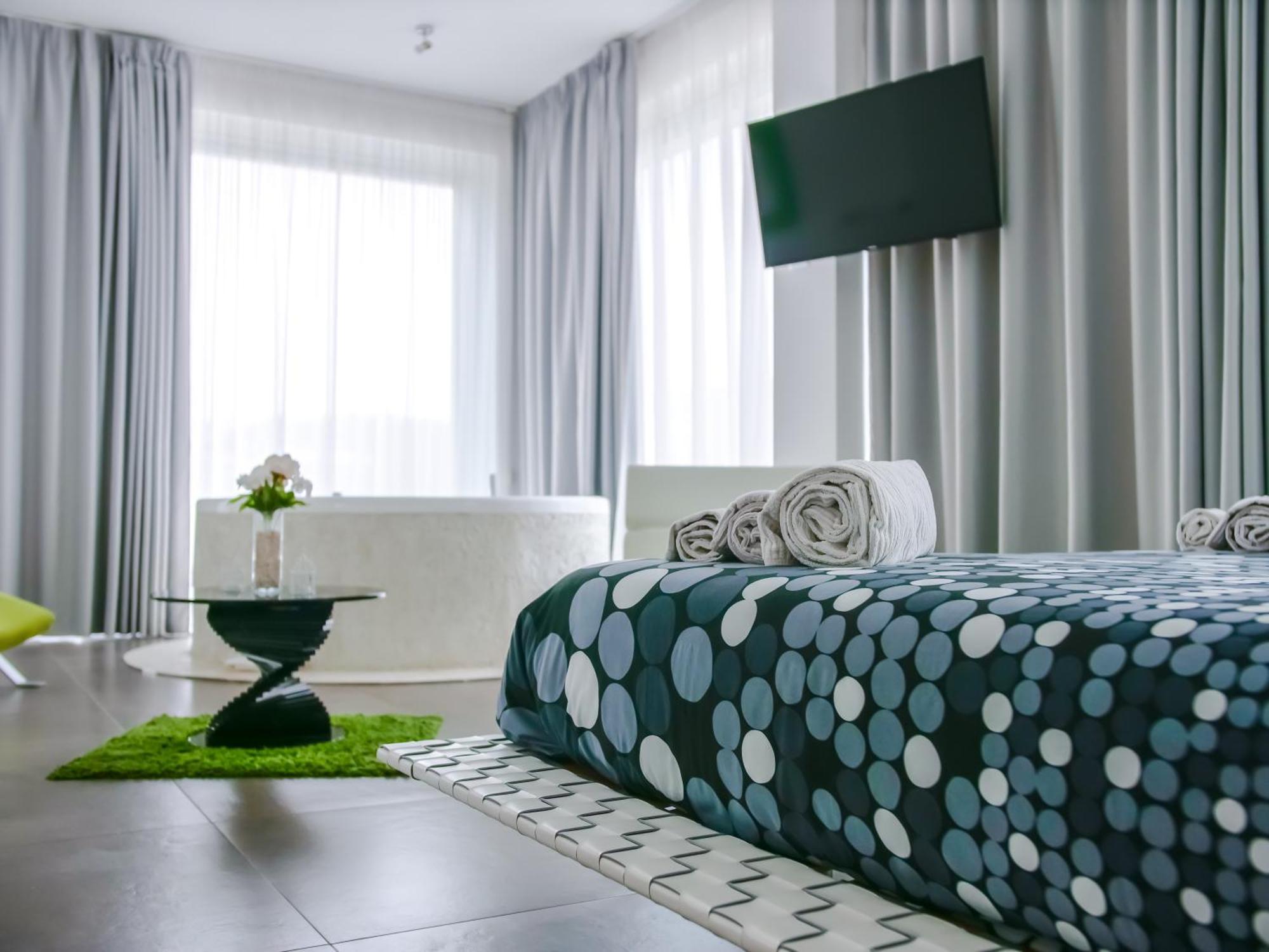 Max Luxury Suite - Servizio Spiaggia Inclusa Peschici Exterior foto