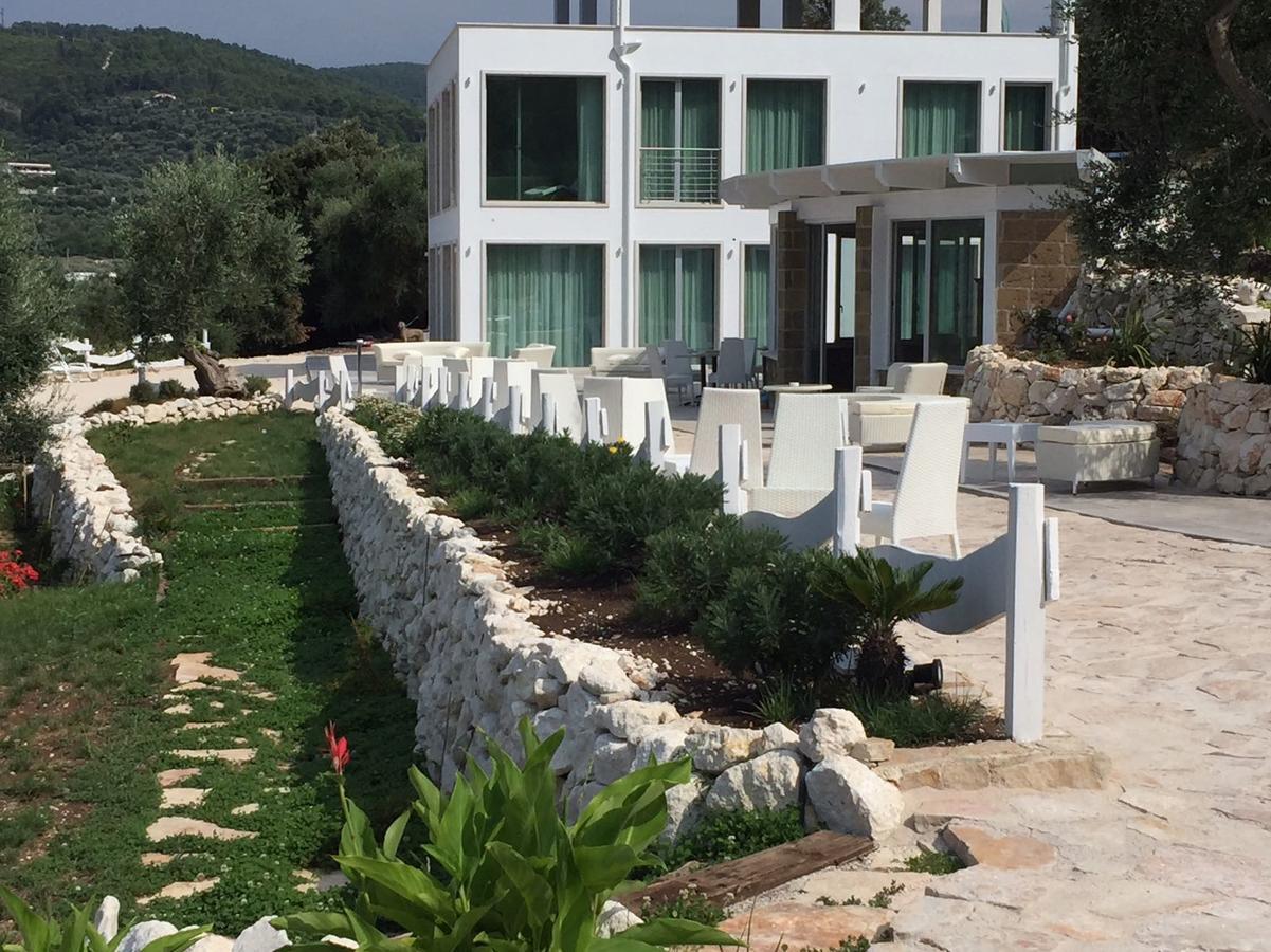 Max Luxury Suite - Servizio Spiaggia Inclusa Peschici Exterior foto